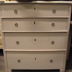 412 4327 CHEST OF DRAWERS